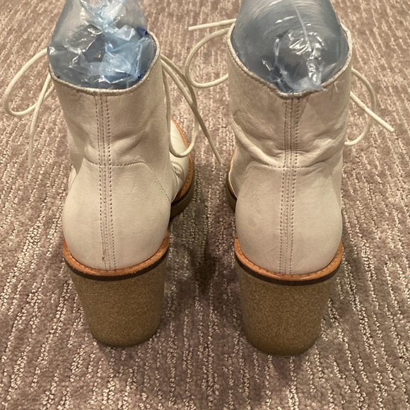 Miista London white leather boots, RARE! Sz EU 35 US 5 runs big - Picture 4 of 6